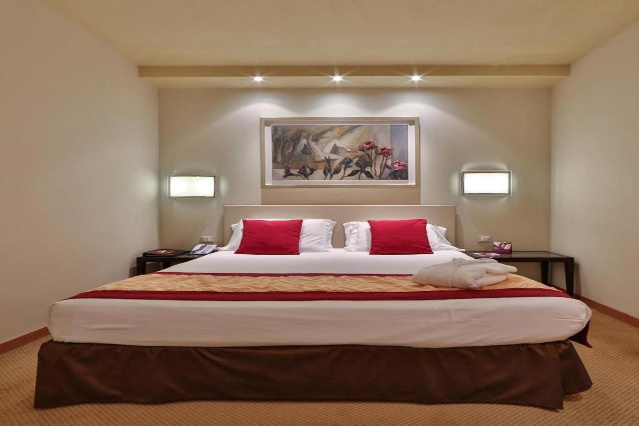 Crowne Plaza Padova By Ihg Ξενοδοχείο Εξωτερικό φωτογραφία