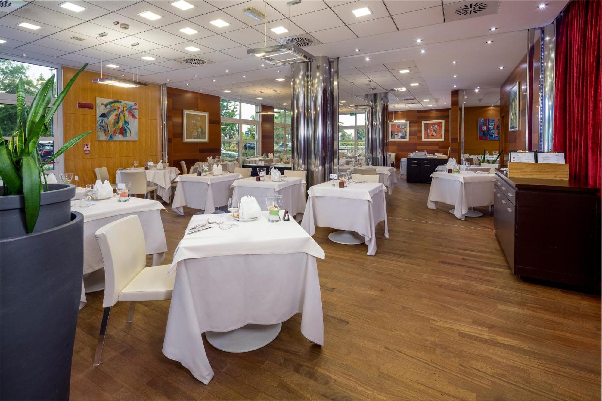 Crowne Plaza Padova By Ihg Ξενοδοχείο Εξωτερικό φωτογραφία