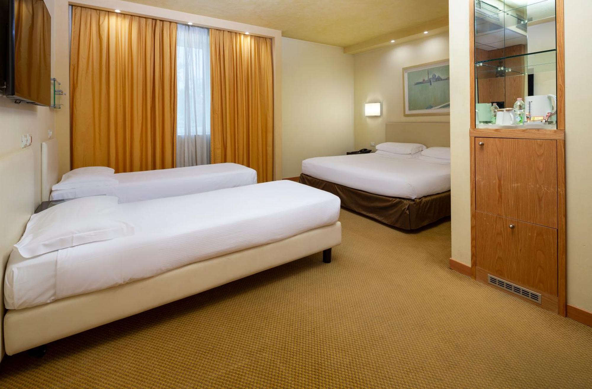 Crowne Plaza Padova By Ihg Ξενοδοχείο Εξωτερικό φωτογραφία