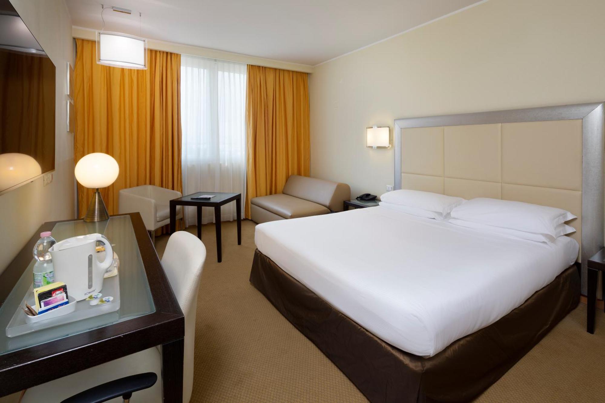 Crowne Plaza Padova By Ihg Ξενοδοχείο Εξωτερικό φωτογραφία