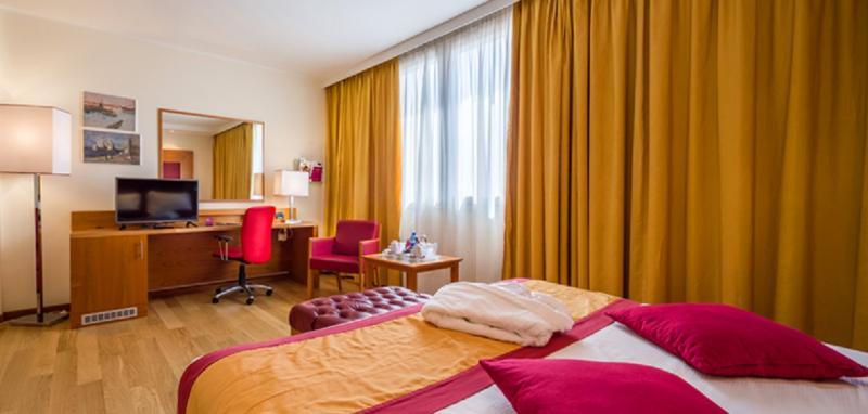 Crowne Plaza Padova By Ihg Ξενοδοχείο Εξωτερικό φωτογραφία